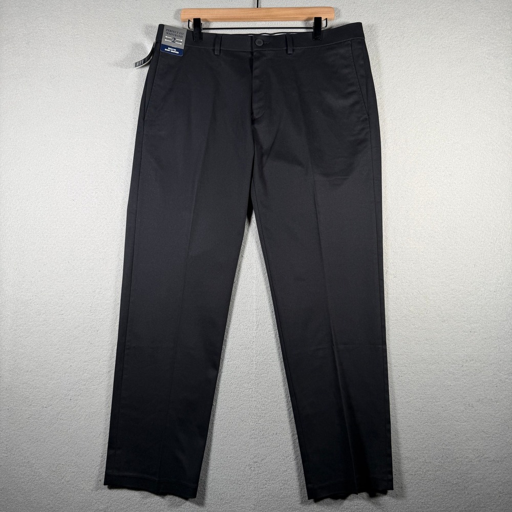 Haggar Mens Premium Khaki Straight Fit Iron Free Pants Black 36x30 HC71000